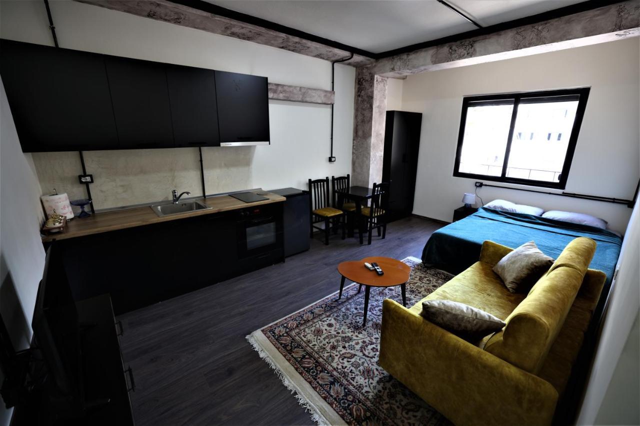 Lovely Studio In Tirana #1 Buitenkant foto