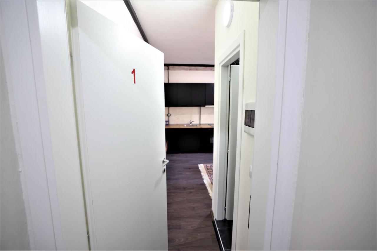 Lovely Studio In Tirana #1 Buitenkant foto