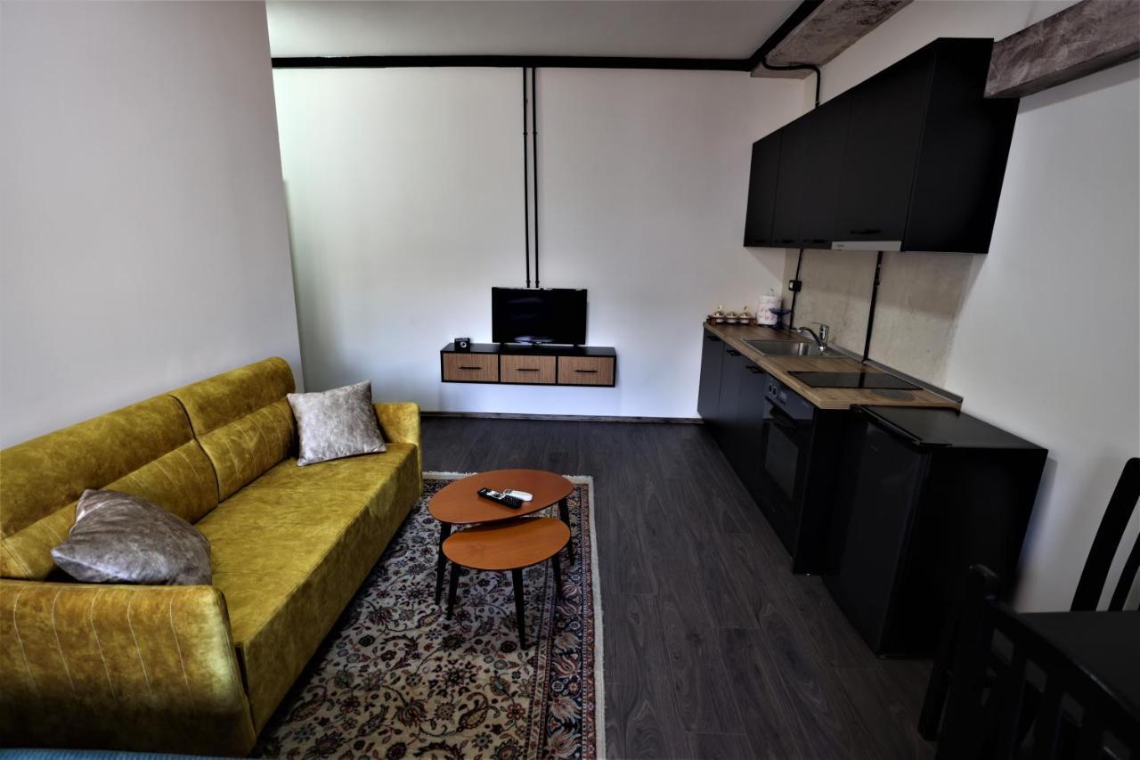 Lovely Studio In Tirana #1 Buitenkant foto
